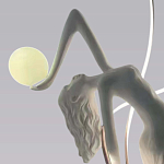 Торшер белая статуэтка Девушка Girl Carries Light Balls варинант исполнения - 1 | Loft Concept в Кирове