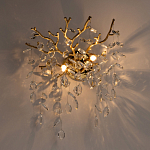 Бра золотого цвета с декоративными ветвями и прозрачными подвесками в форме листьев Droplet Chandelier варинант исполнения - 2 | Loft Concept в Кирове