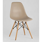 Пластиковый стул на ножках из массива бука Eames Beige варинант исполнения - 1 | Loft Concept в Кирове