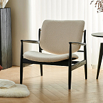 Кресло с каркасом и ножками из древесины и мягкими сиденьем и спинкой Venice варинант исполнения - 3 | Loft Concept в Кирове