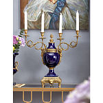 Подсвечник из темно-синего фарфора на бронзовой подставке с фигурками ангелов и декоративными ручками Eden Garden варинант исполнения - 3 | Loft Concept в Кирове