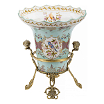 Ваза из голубого фарфора с рисунком птиц и цветов и декоративными элементами Blue Garden варинант исполнения - 1 | Loft Concept в Кирове