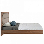 Кровать двуспальная с высоким изголовьем из дерева и подушек из экокожи Modern Look варинант исполнения - 2 | Loft Concept в Кирове