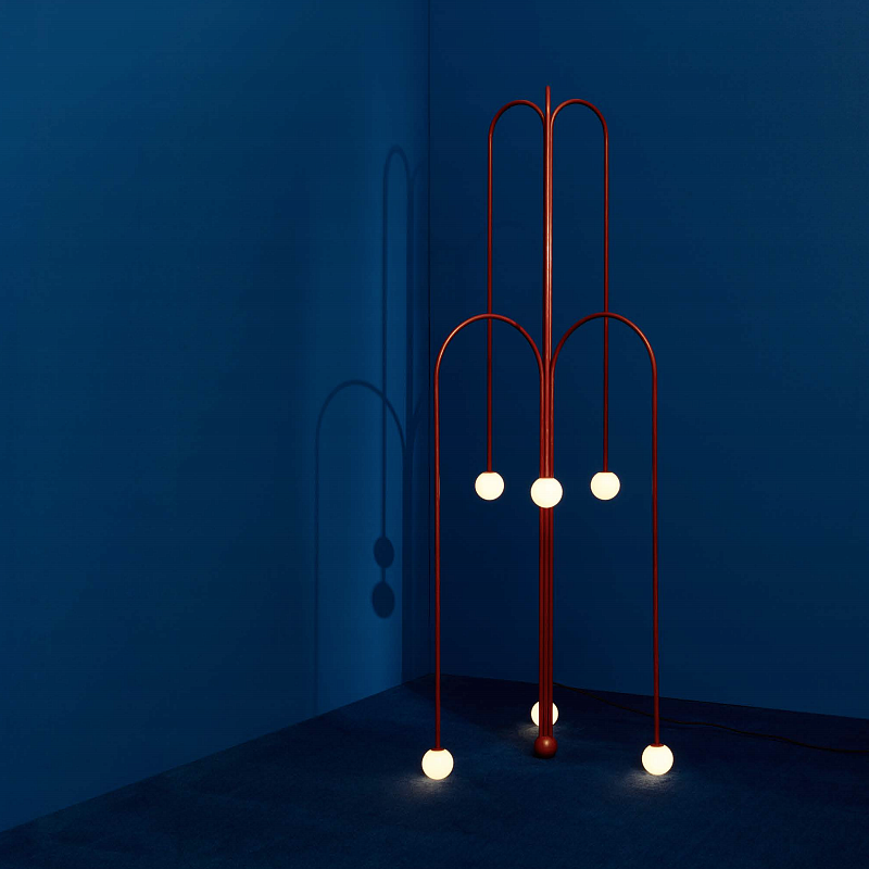 Торшер Michael Anastassiades Fontana Amorosa Crossette Красный Белый Торшер Michael Anastassiades Fontana Amorosa Crossette Красный Белый в Кирове | Loft Concept