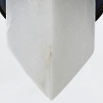 Бра черного цвета металлическое с вертикальным плафоном из алебстра Alora варинант исполнения - 3 | Loft Concept в Кирове