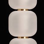 Подвесной светильник с 3-мя округлыми матовыми плафонами из белого стекла Golden Swirl варинант исполнения - 6 | Loft Concept в Кирове