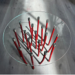 Дизайнерский журнальный стол с круглой прозрачной столешницей и основанием в виде красных металлических тросов Wires варинант исполнения - 1 | Loft Concept в Кирове