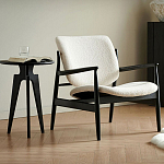 Кресло с каркасом и ножками из древесины и мягкими сиденьем и спинкой Venice варинант исполнения - 1 | Loft Concept в Кирове