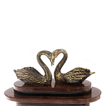 Часы настольные из натурального камня с декором в виде двух лебедей Swans Stone Clock варинант исполнения - 8 | Loft Concept в Кирове