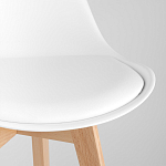 Стул с основой из пластика и мягким сиденьем Arvika White варинант исполнения - 7 | Loft Concept в Кирове