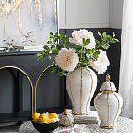 Ваза белая с крышкой и золотистыми вертикальными полосками Chinoiserie Ceramics варинант исполнения - 2 | Loft Concept в Кирове