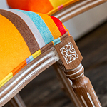 Стул бежевый в разноцветную полоску из натурального бука с изображением птиц и цветов Blooming Birds Colorful Stripes Chair варинант исполнения - 8 | Loft Concept в Кирове