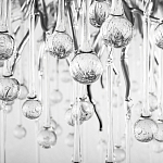 Люстра подвесная с прозрачными стеклянными подвесками в форме капель Диаметр 60 см Droplet Chandelier варинант исполнения - 16 | Loft Concept в Кирове