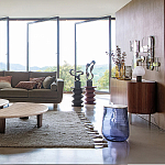 Фигурный приставной столик бордового цвета  AMORPHOUS варинант исполнения - 6 | Loft Concept в Кирове