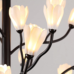 Люстра подвесная черного цвета с ветвями и белыми фарфоровыми цветами Floralis варинант исполнения - 14 | Loft Concept в Кирове