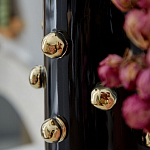 Ваза черная цилиндрическая с глянцевым покрытием и золотыми декоративными элементами Molecule Collection варинант исполнения - 1 | Loft Concept в Кирове