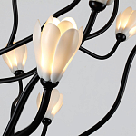 Люстра подвесная черного цвета с ветвями и белыми фарфоровыми цветами Floralis варинант исполнения - 13 | Loft Concept в Кирове