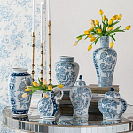 Ваза с крышкой и голубым цветочным рисунком на белом фоне Blue & White Ornament варинант исполнения - 7 | Loft Concept в Кирове