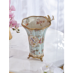 Ваза голубого цвета из фарфора с цветочным рисунком и бронзовой стрекозой Blue Garden варинант исполнения - 7 | Loft Concept в Кирове